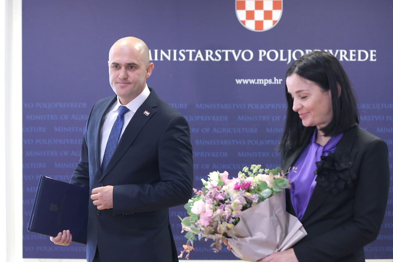 Zagreb: Josip Dabro preuzeo Ministarstvo poljoprivrede, šumarstva i ribarstva