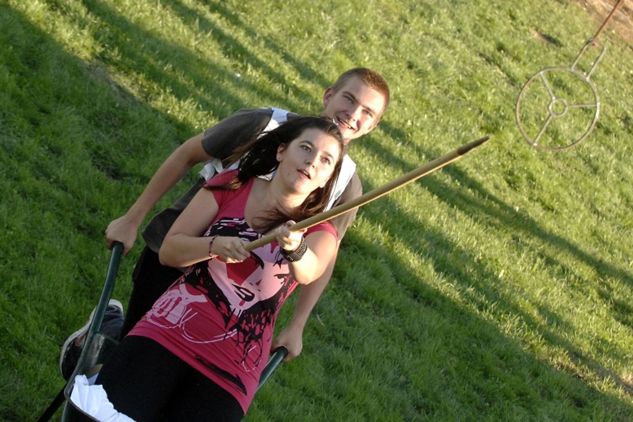 '16.08.2010., Macinec- Na seoskim igrama u Macincu glavna atrakcija bila je alka u tackama. Photo: Vjeran Zganec-Rogulja/PIXSELL'