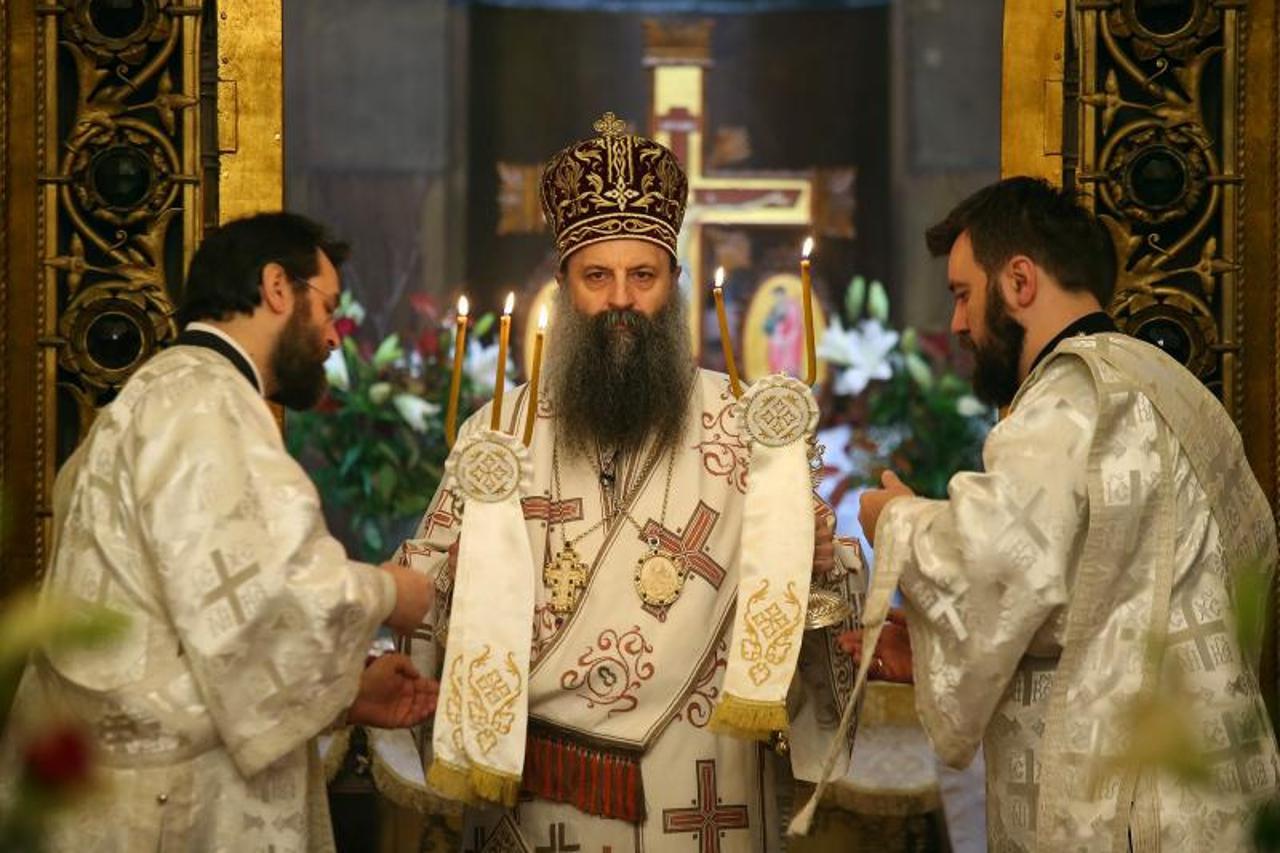 Mitropolit Porfirije Perić predvodio arhijerejsku Liturgiju na svetkovinu pravoslavnog Uskrsa