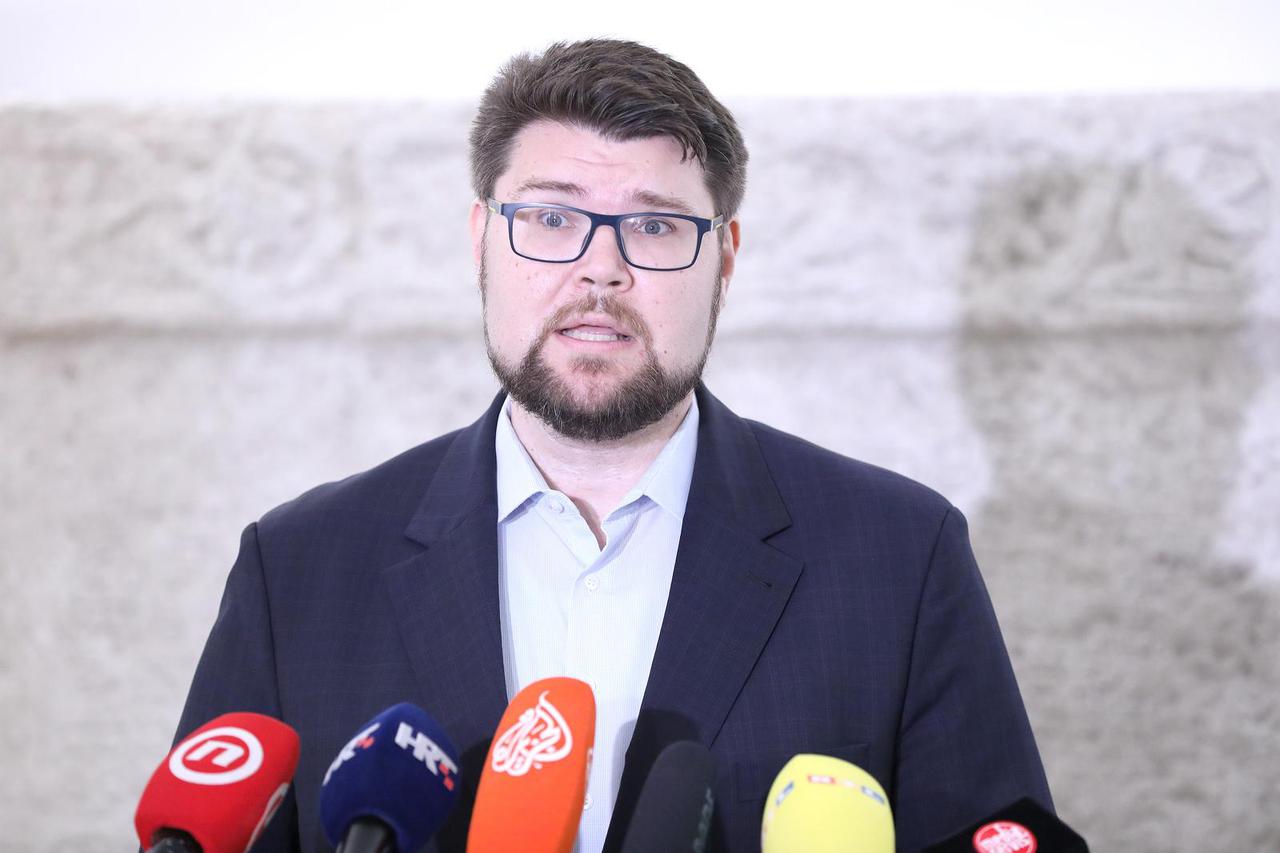 Peđa Grbin komentirao ostavku ministra Marića