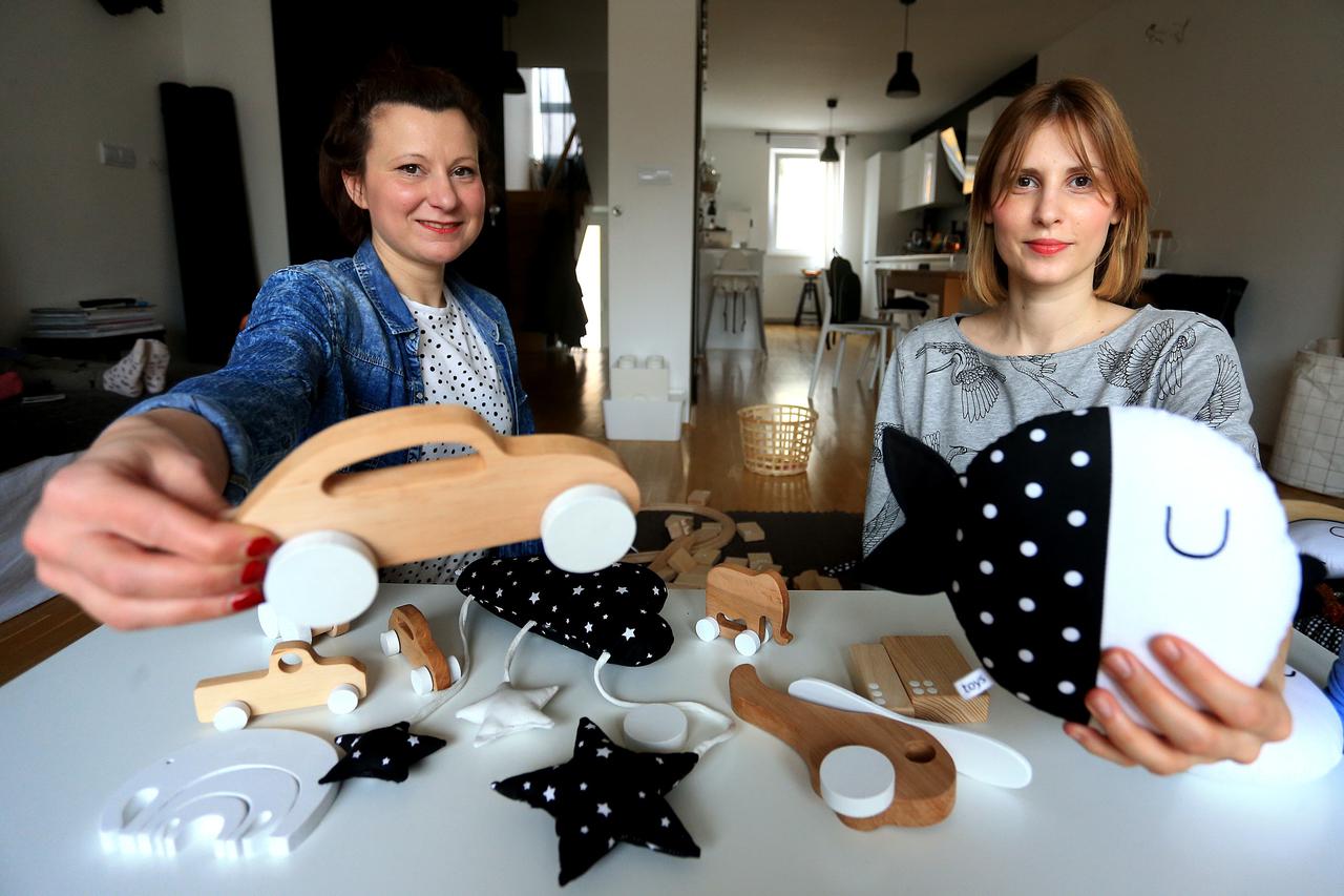 18.02.2016., Osijek - Maja Korovljevic i Sanja Djuric, vlasnice tvrtke Pinch Toys koja izradjuje drvene i krpene igracke i izvoze ih po cijeloj Europi.  Photo: Davor Javorovic/PIXSELL