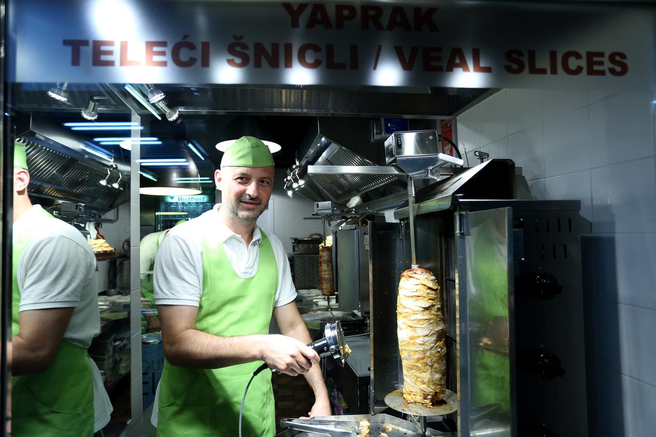 11.08.2015., Zagreb - Rubelj House Kebab u Maricevom prolazu. Photo: Anto Magzan/PIXSELL