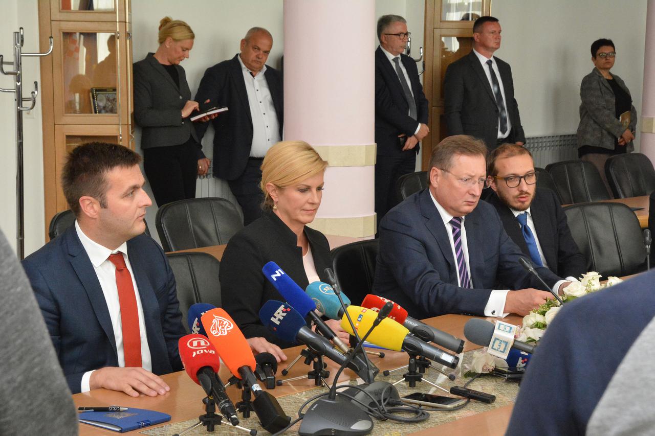 Sl. Brod: Predsjednica i direktor Zarubeznefta na konferenciji nakon eksplozije