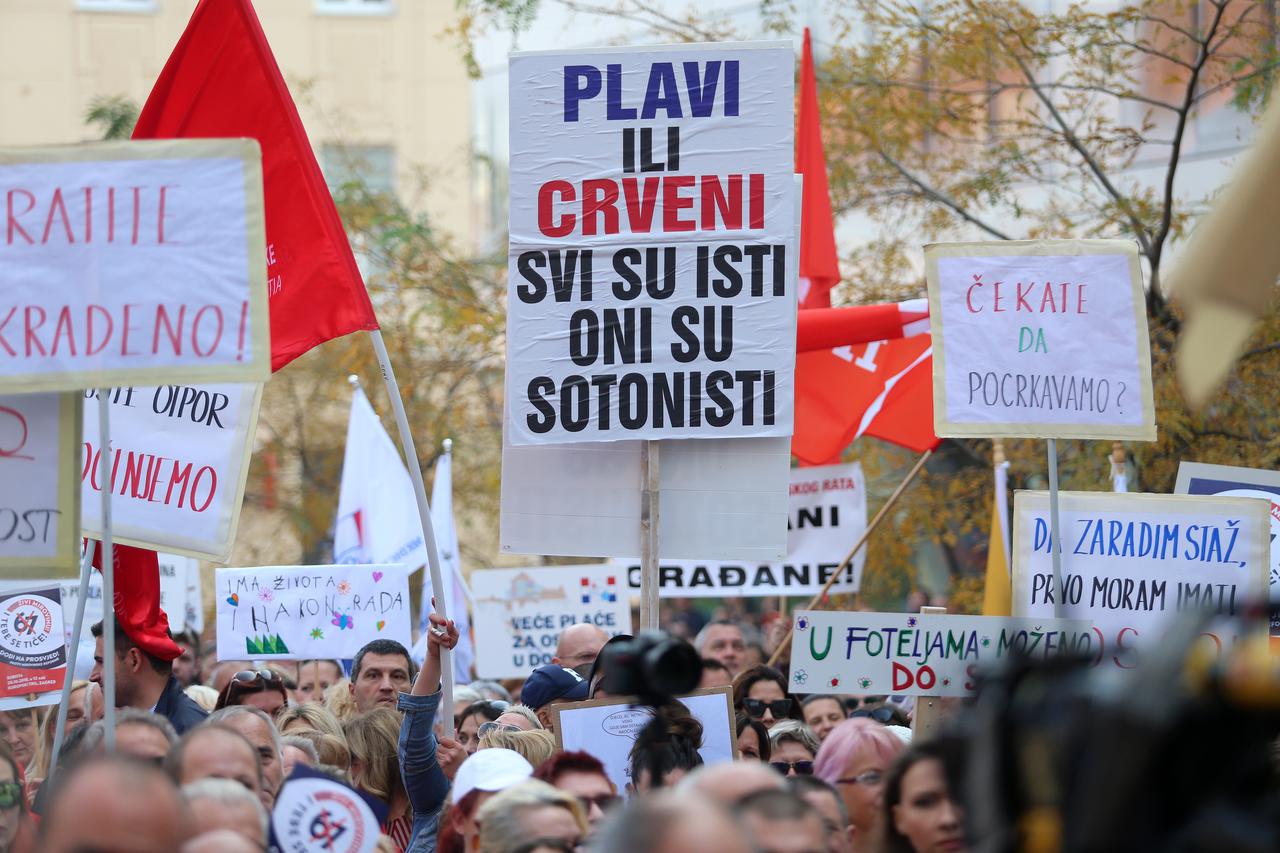 Zagreb: Na Europskom trgu održan prosvjed protiv mirovinske reforme