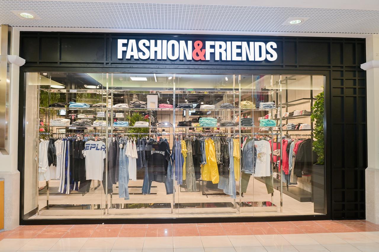 Fashion&Friends store