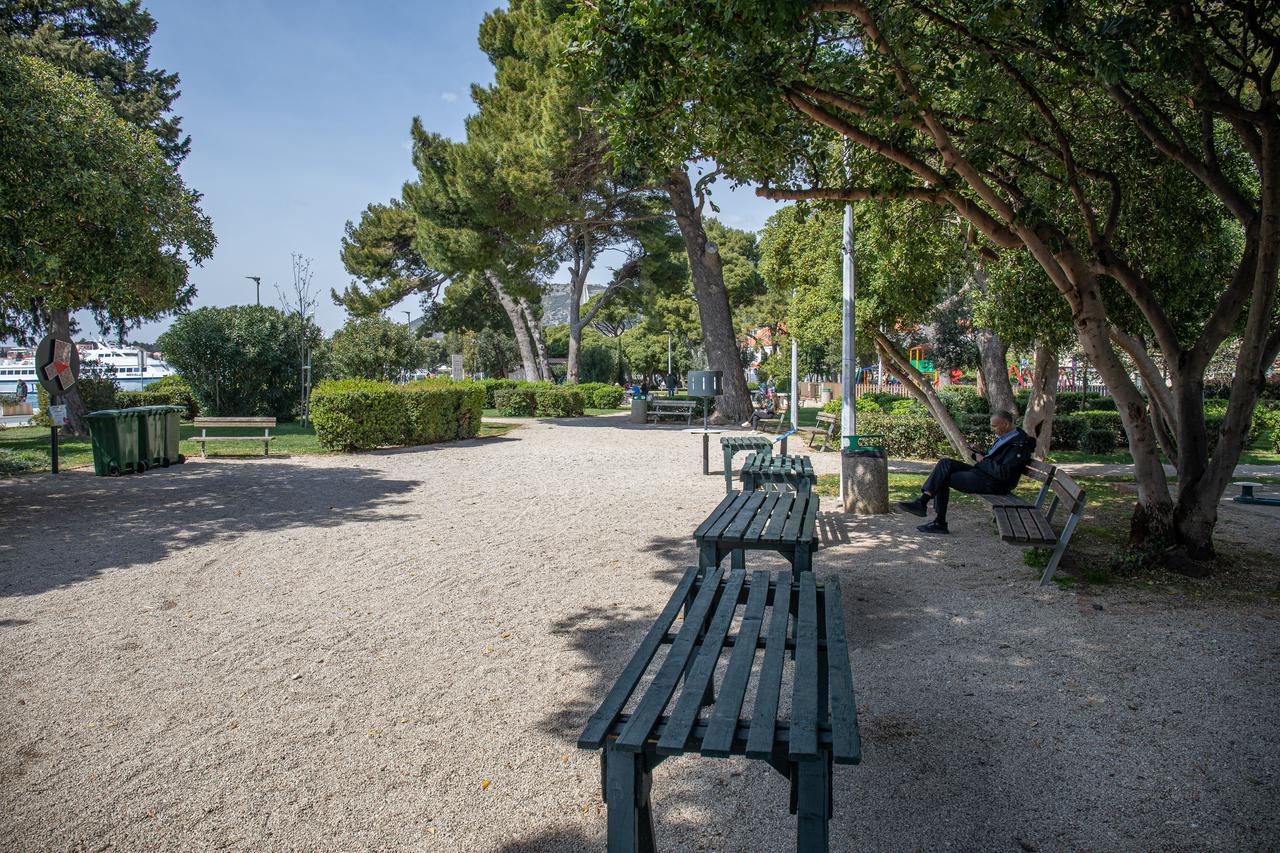 Dubrovnik:  Zelena placa od jutros je opet u Gružu, i to u parku Luja Šoletića