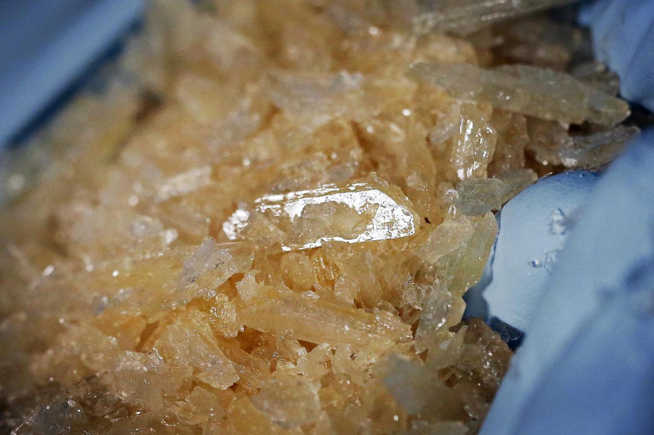 Wiesbaden: Policija zaplijenila 2,9 tona droge za proizvodnju Crystal Metha
