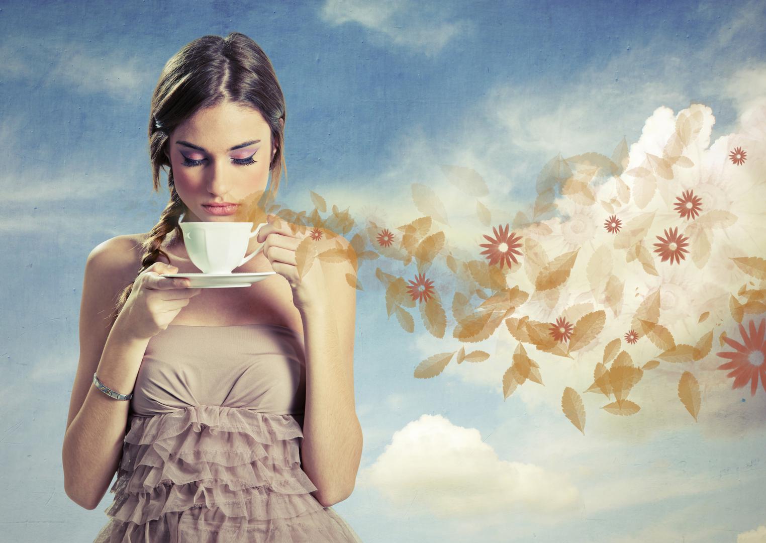 Bijeli čaj ima blagi okus s dozom slatkoće, a pomaže kod dijabetesa, raka, bakterijskih upala. 

