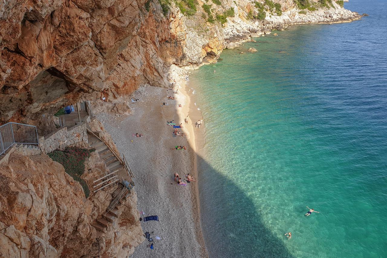 Plaža Pasjača u Konavlima,  jedna od najljepših na Jadranu