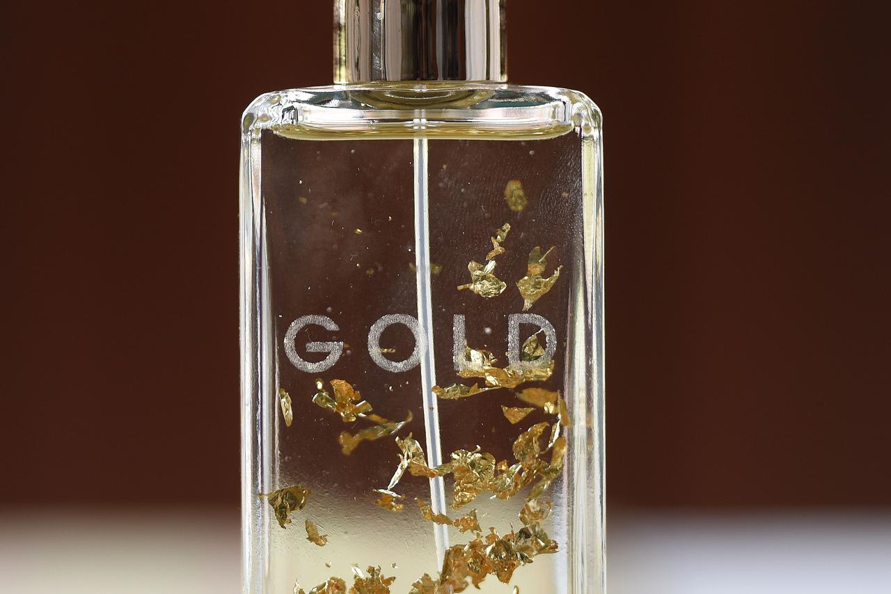 Predstavljen je luksuzni parfem u Donjem Vidovcu
