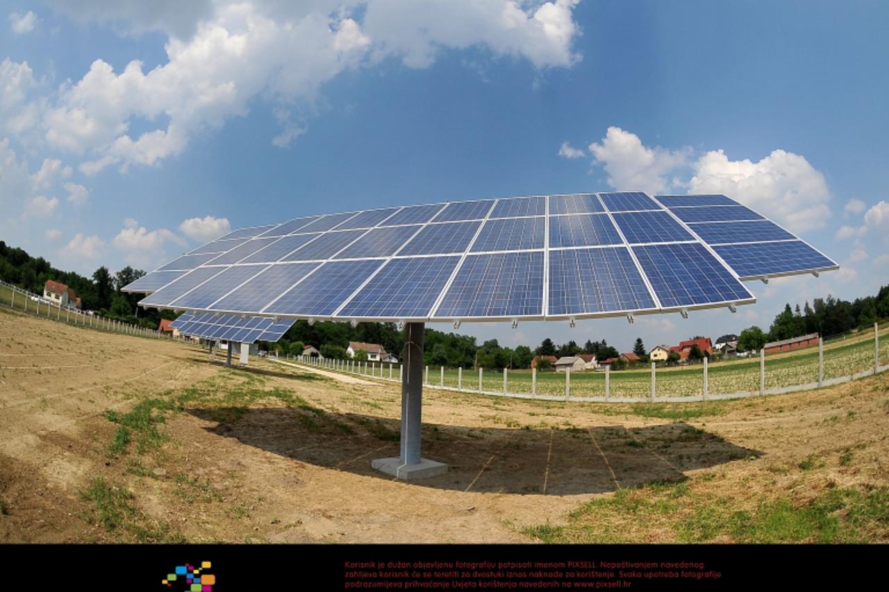 '31.05.2011., Krizopotje - Prva solarna elektrana u Medjimurju. Photo: Vjeran Zganec-Rogulja/PIXSELL'