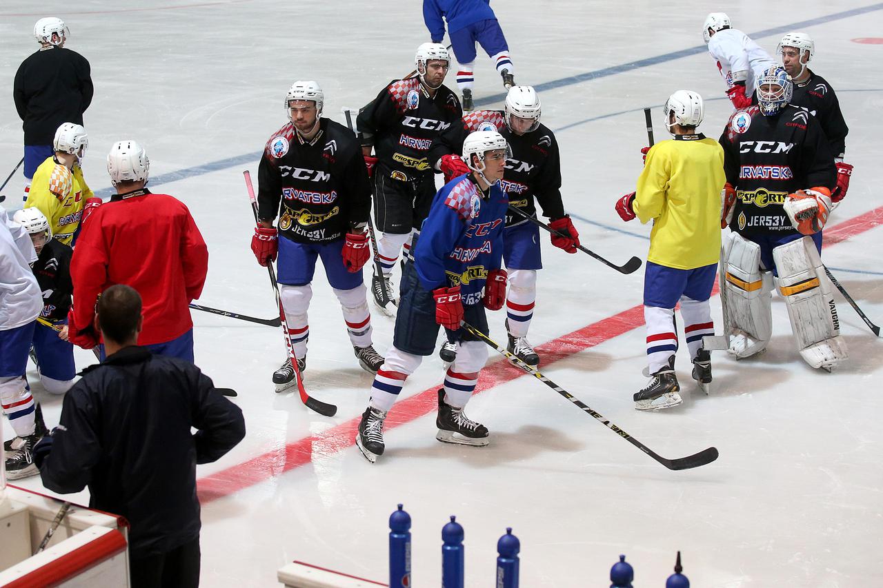 Zagreb: Trening hrvatske reprezentacije hokeja na ledu