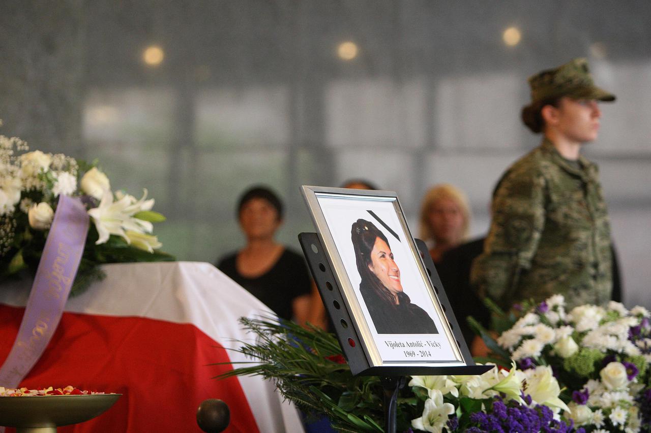 Violeta Antolić,pogreb