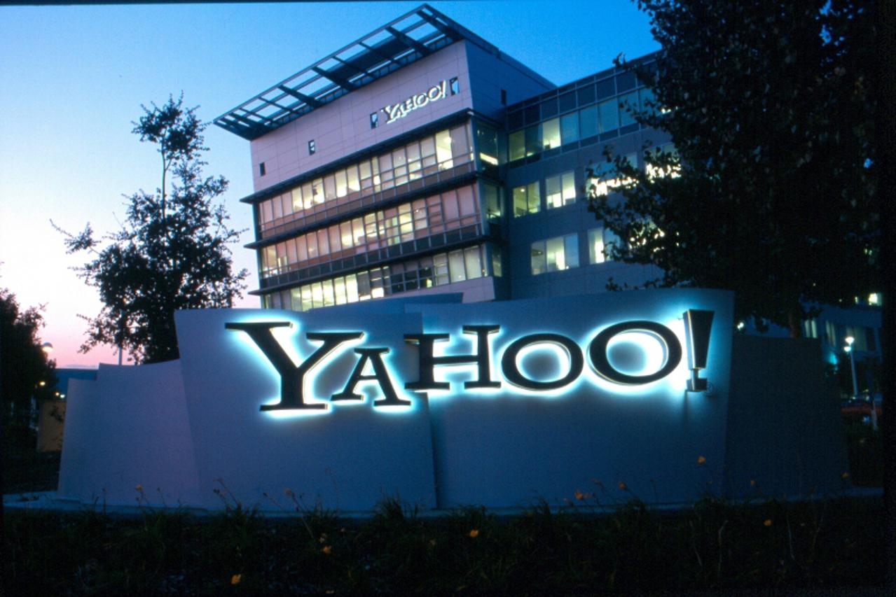 'epa02494935 (FILE) A undated handout image provided by Yahoo Inc. of the company headquarters in Sunnyvale, California.  Struggling internet portal Yahoo is to lay off up to five per cent of its work