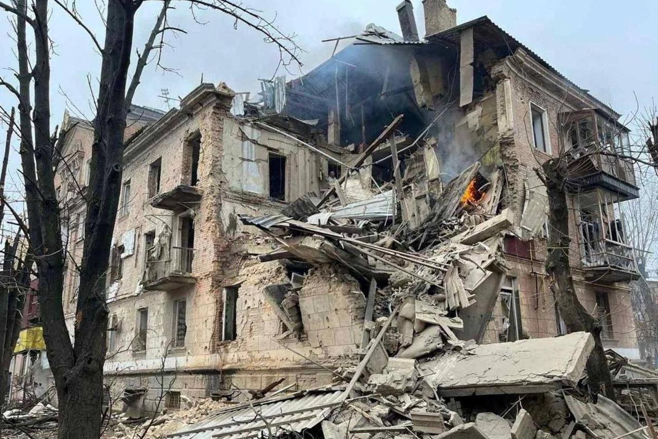 Aftermath of a Russian missile strike in Kryvyi Rih