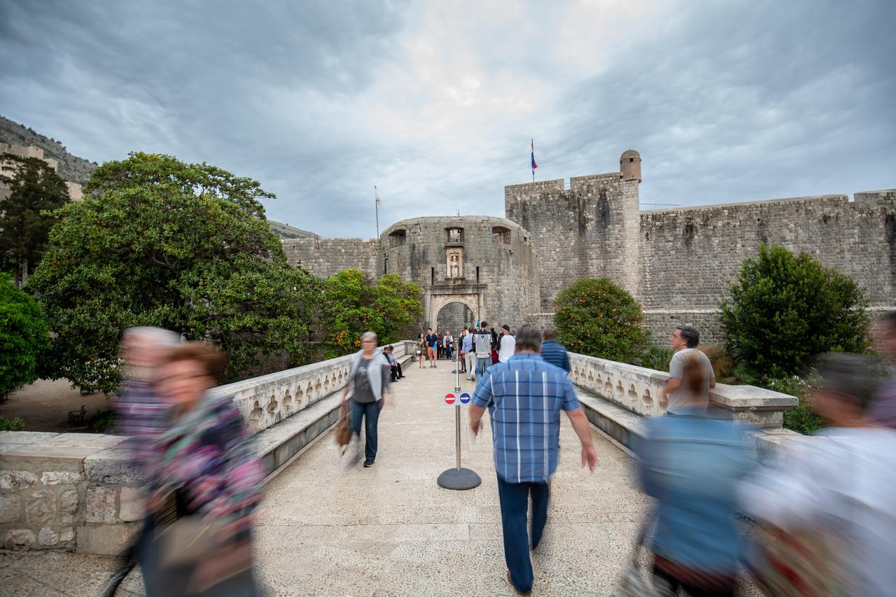 Turizam - turisti - Dubrovnik