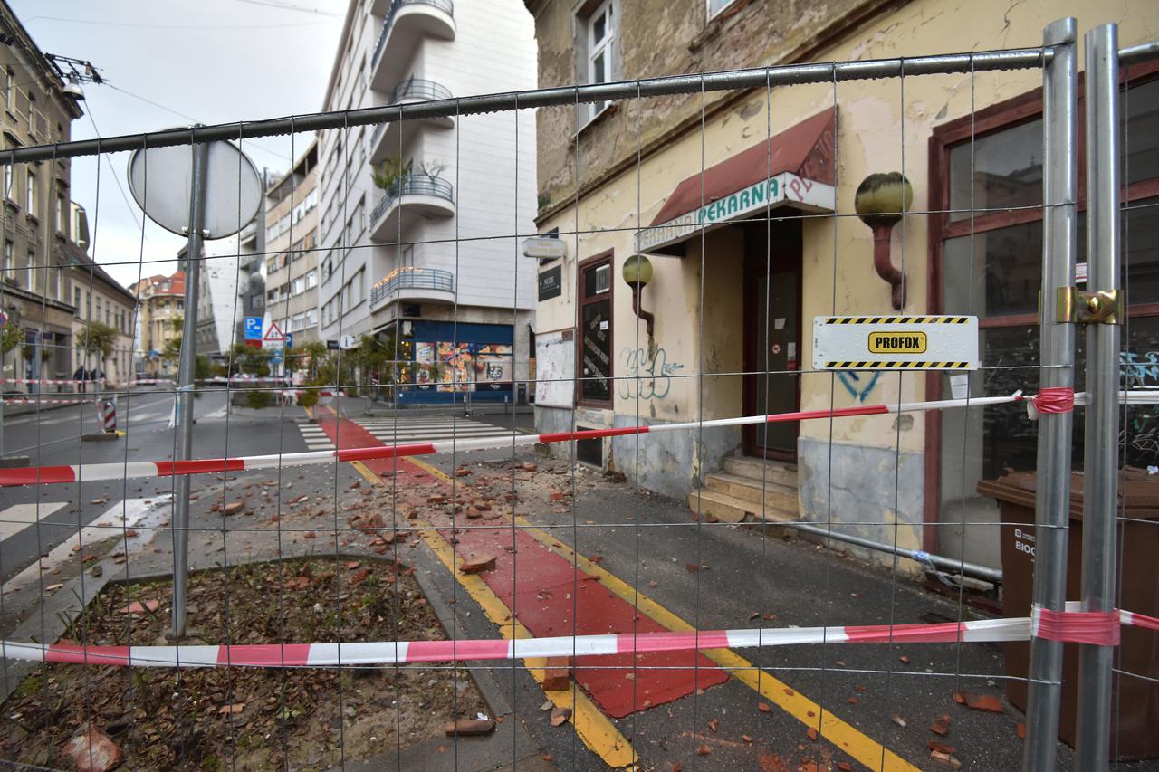 Zagreb: Posljedice jučerašnjeg potresa vidljive u gradu