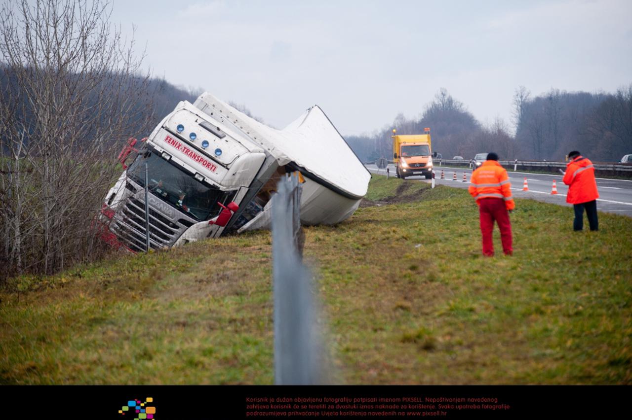 prometna nesreća,tegljač (1)