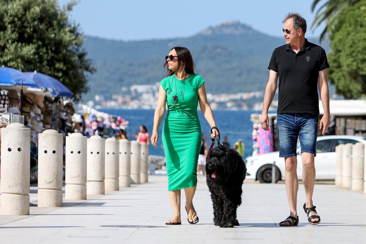 Zadar: Emilija Kokić i Miljenko Kokot sa psom Mimom 