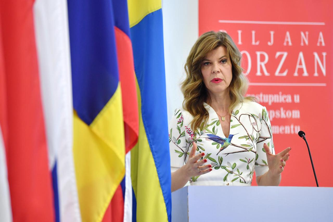 Zagreb: Biljana Borzan na konferenciji komentirala uvođenje eura