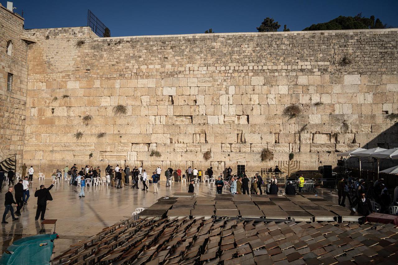 The Wailing Wall in Jersualem - Temple Mount