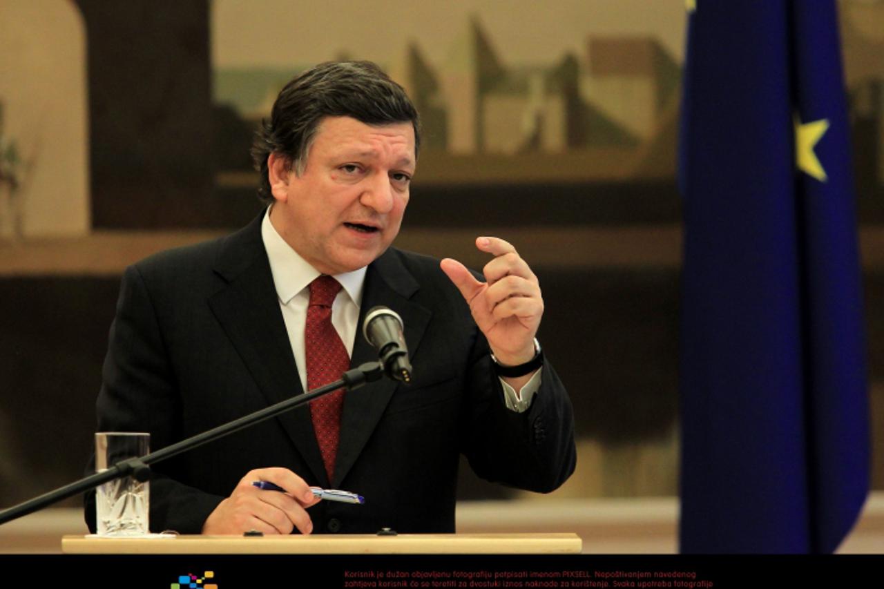 '07.04.2011., Zagreb - Predsjednik Europske komisije Jose Manuel Barroso susreo se s predsjednikom RH Ivom Josipovicem. Photo: Antonio Bronic/PIXSELL'