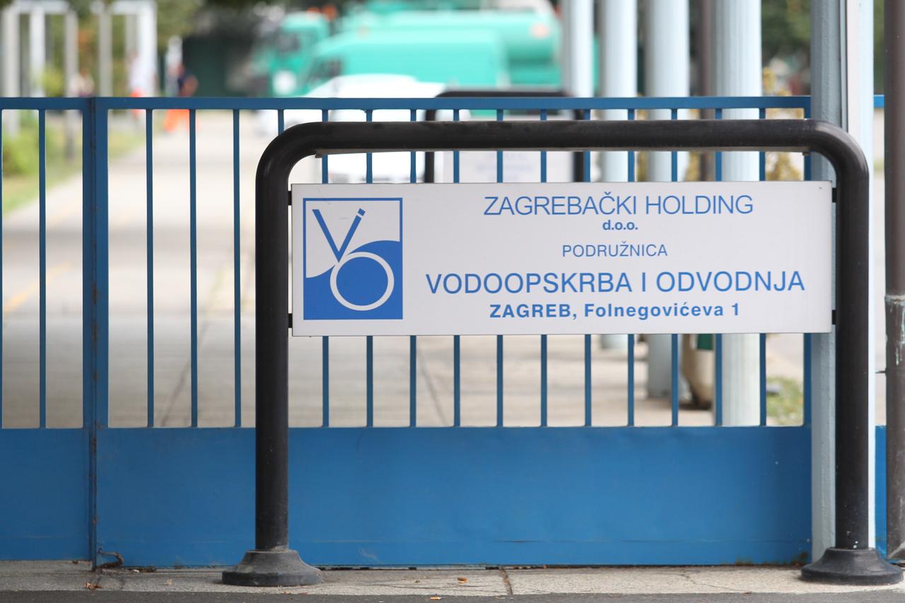 20.08.2013., Zagreb - Zagrebacki holding podruznica - Vodoopskrba i odvodnja na adresi Folnekoviceva 1.  Photo: Zeljko Lukunic/PIXSELL