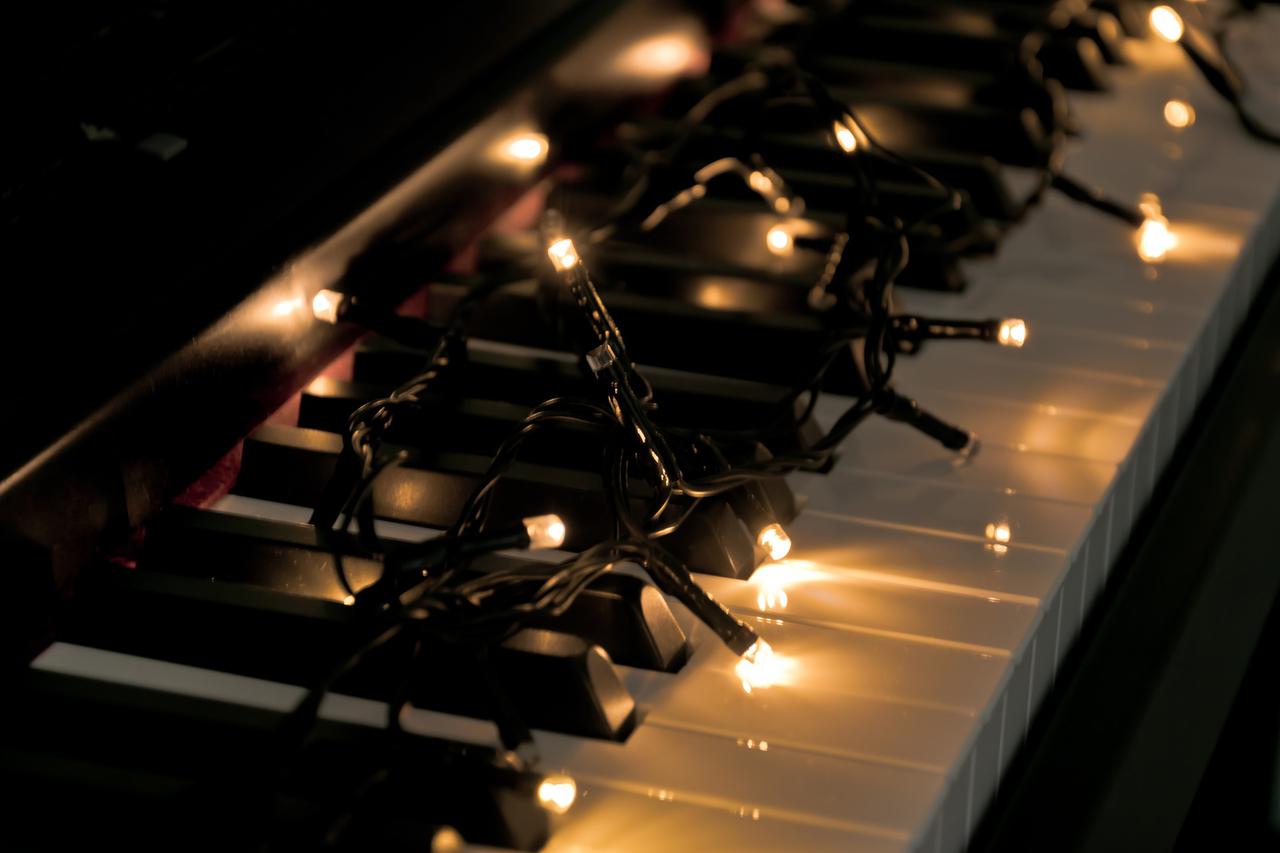 Najljepše božićne koncerte ove godine možete pratiti online iz sigurnosti svog toplog doma