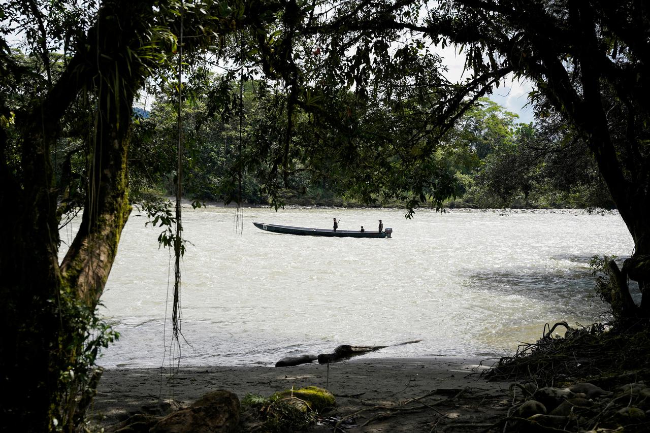 FILE PHOTO: With court's backing, Ecuador's indigenous patrol Aguarico river to block Amazon mining