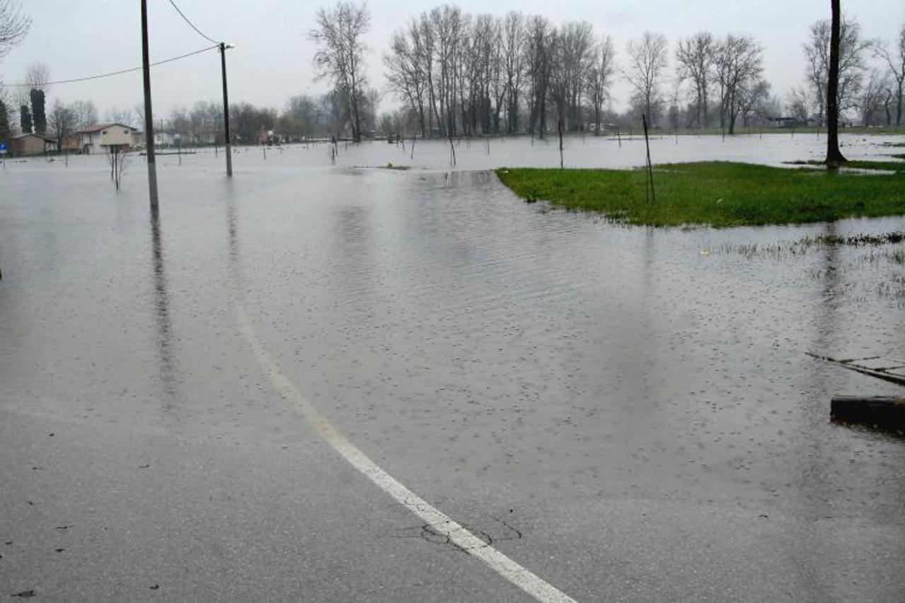 Sava, Slavonski Brod, poplava (1)