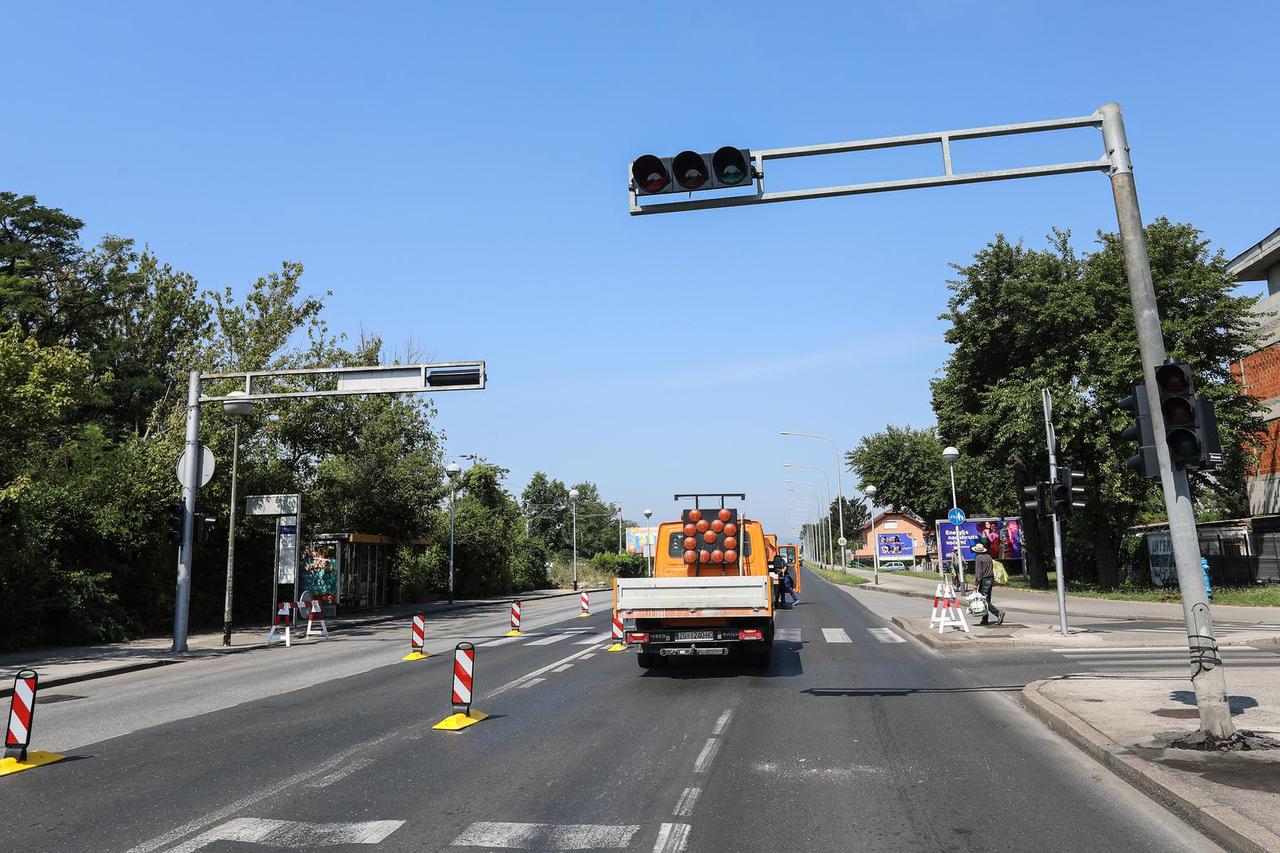 Zagreb: Uskoro nova regulacija prometa iznad pješačkog pothodnika Stenjevec zbog izvođenja radova