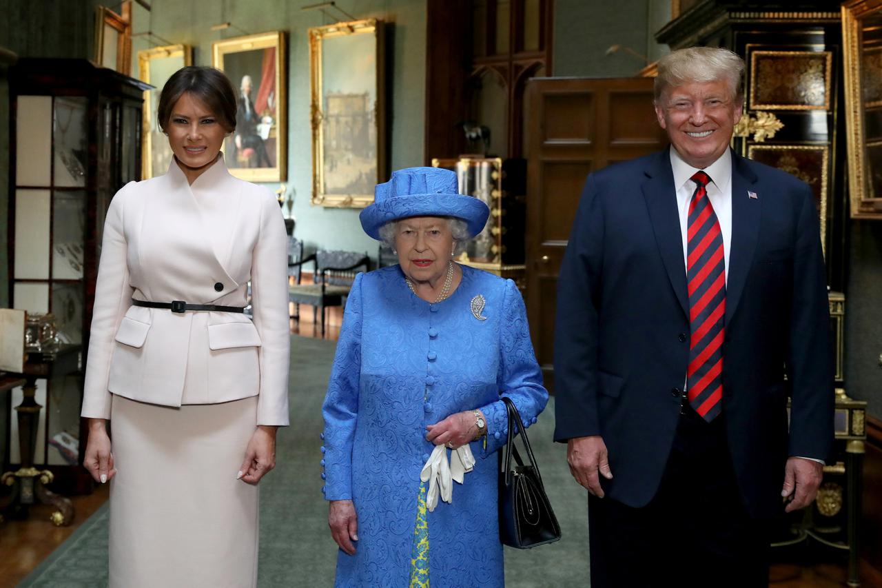 Donald Trump i kraljica Elizabeta II