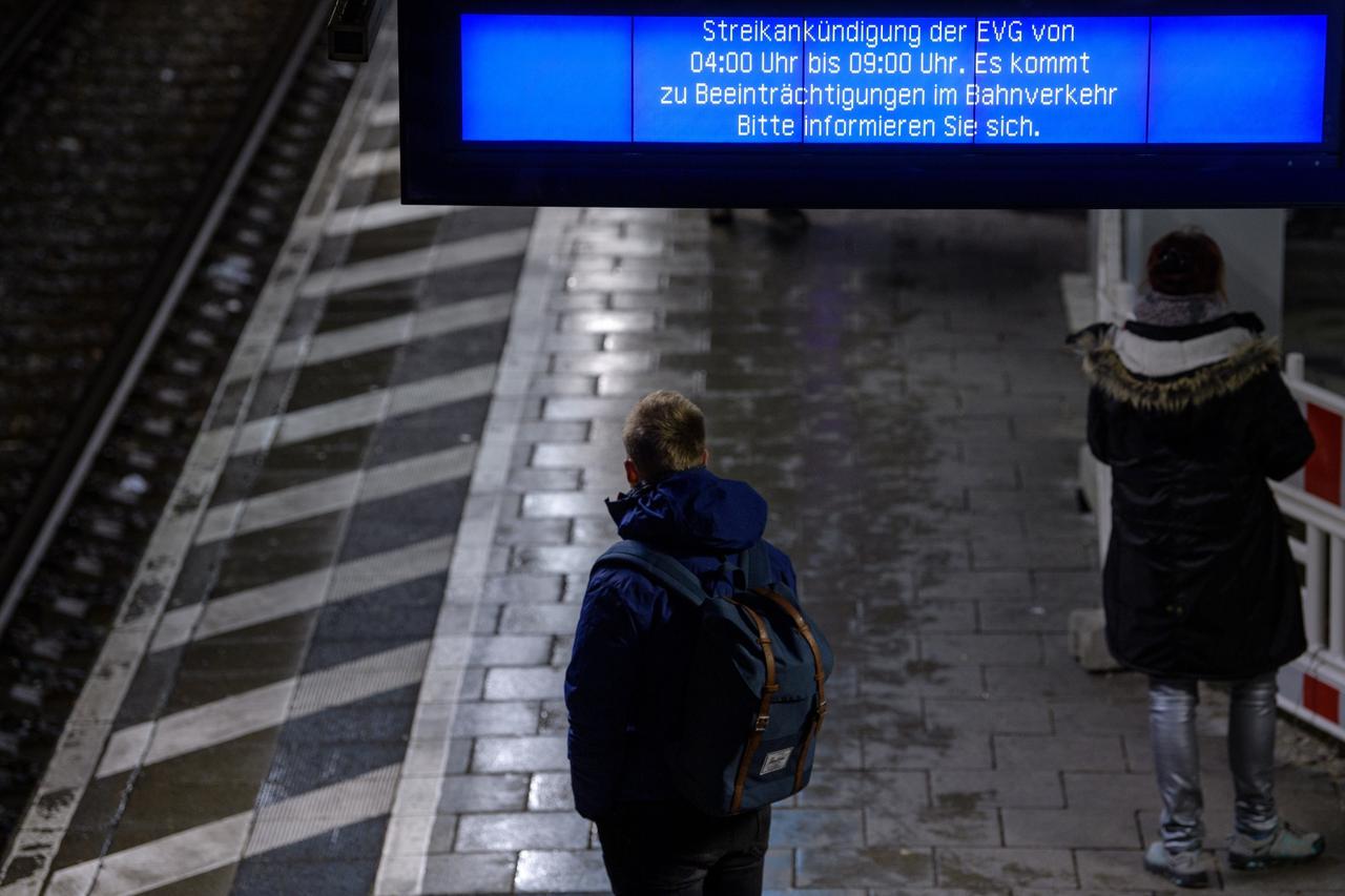 Warning strike at Deutsche Bahn - Munich