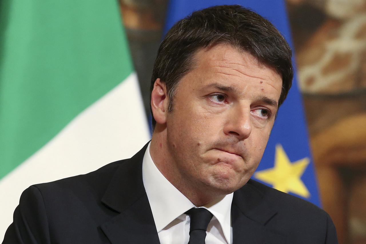 Italian Prime Minister Matteo Renzi speaks during a news conference at Palazzo Chigi in Rome, Italy, March 22, 2016.  REUTERS/Stefano Rellandini/File Photo