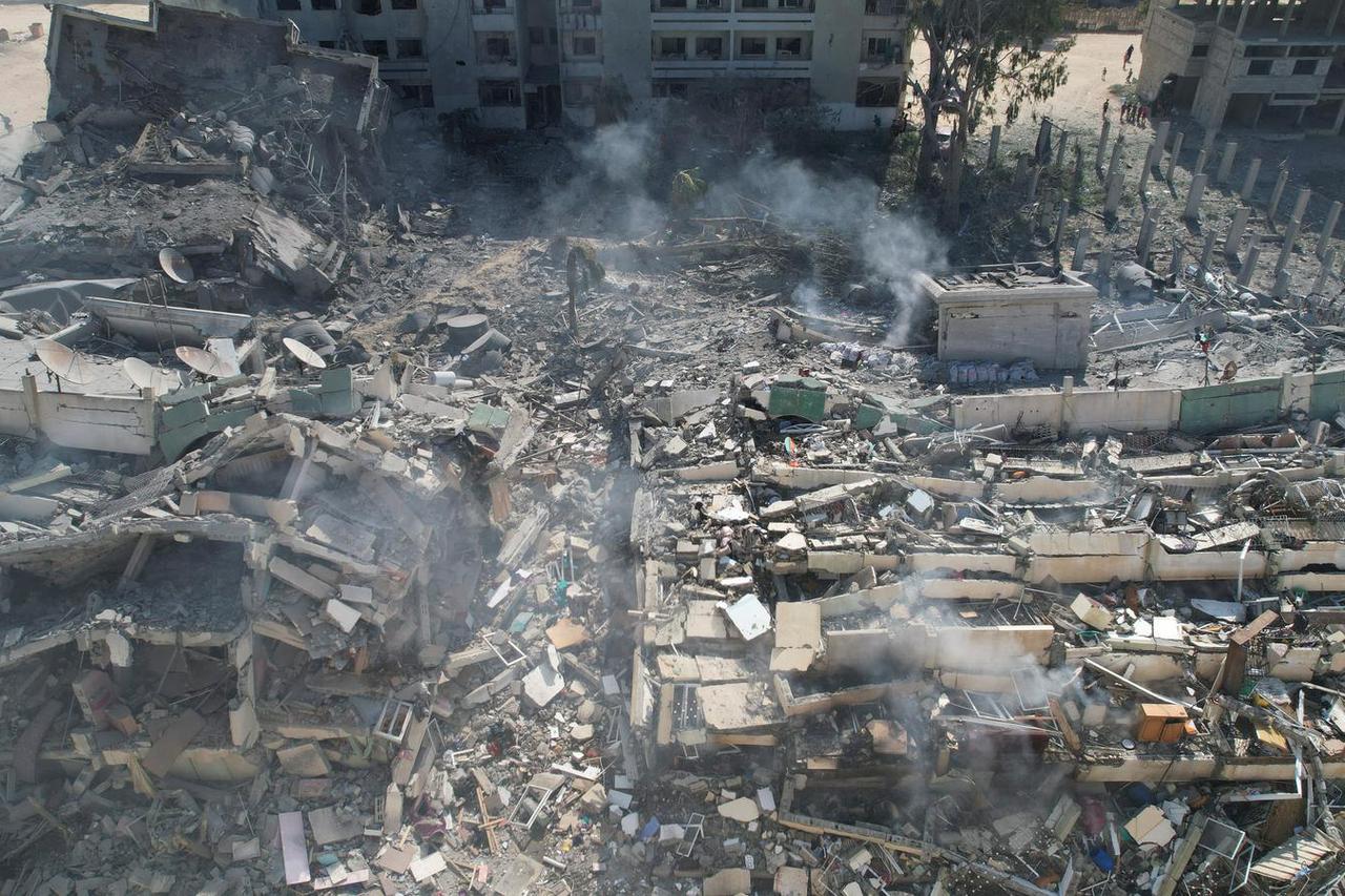 Aftermath of Israeli strikes in Zahara City