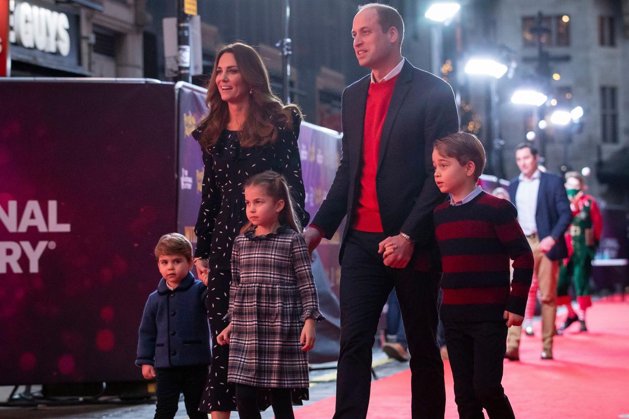 Kate Middleton s djecom i suprugom po prvi put na crvenom tepihu