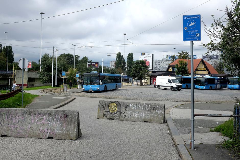 Zagreb, tramvajsko okretiste Savski most 
