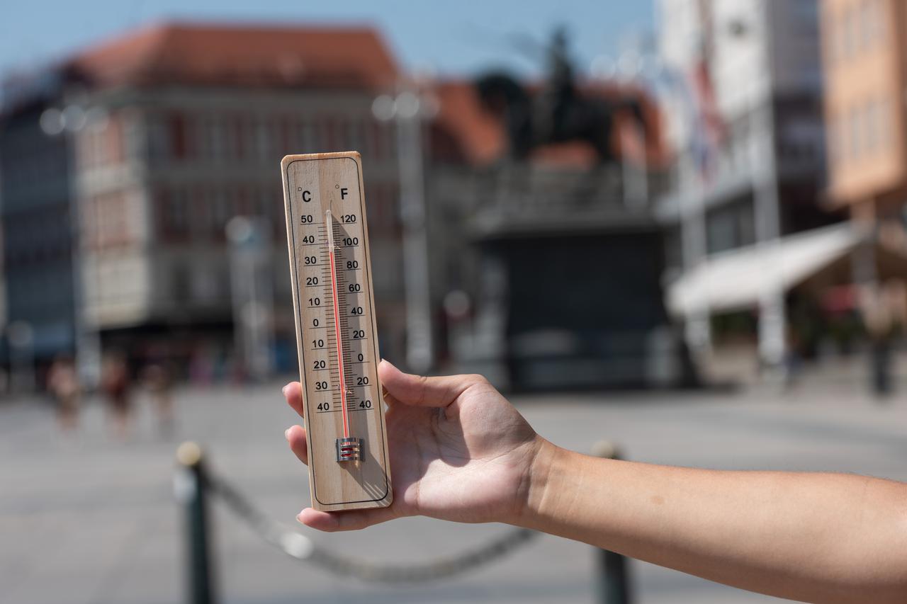 Zagreb: Sunčano i vruće popodne u gradu