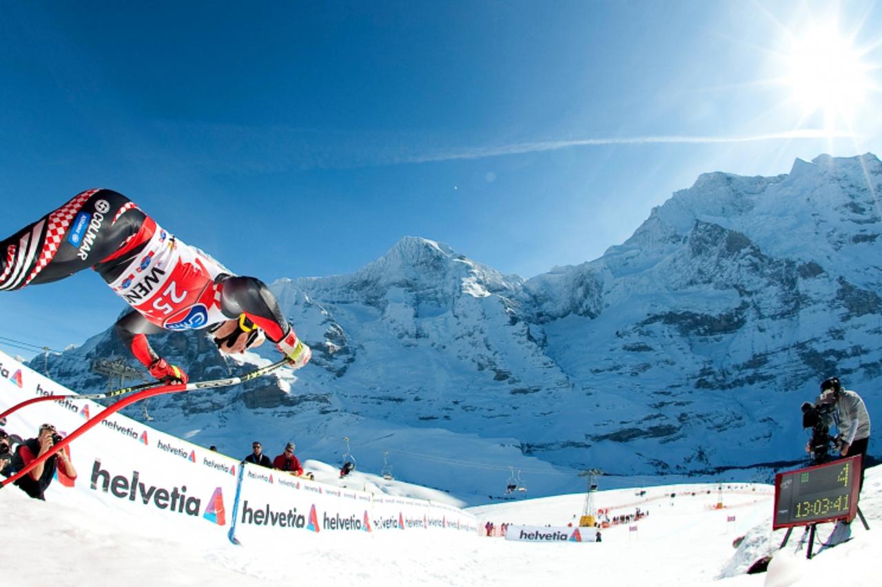 'Croatia\'s Ivica Kostelic takes the start of the FIS World Cup Men\'s Downhill training, on January 11, 2012, in Wengen. AFP PHOTO / OLIVIER MORIN'