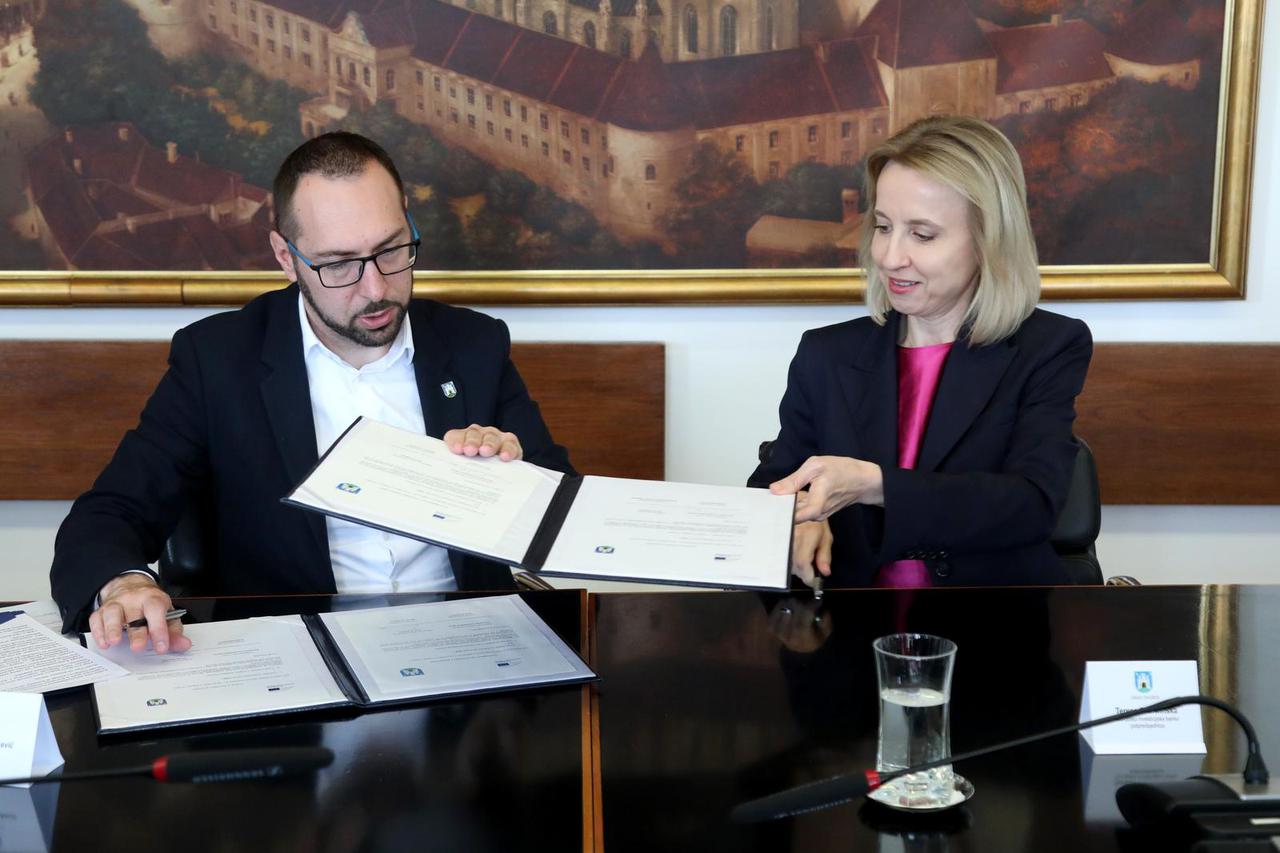 Zagreb: Tomislav Tomašević i Teresa Czerwinska potpisali ugovor za financiranje projekta ZA-GREEN