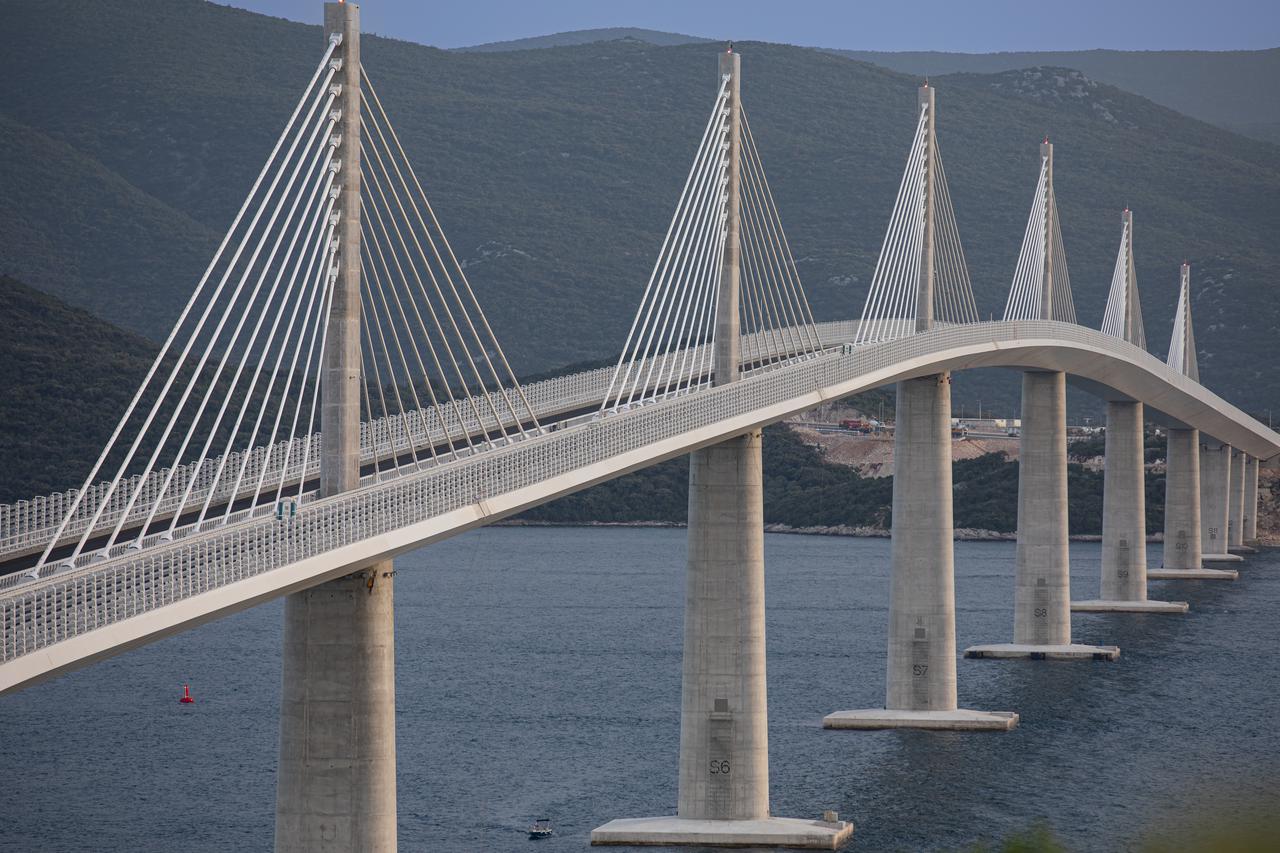 Most Pelješac