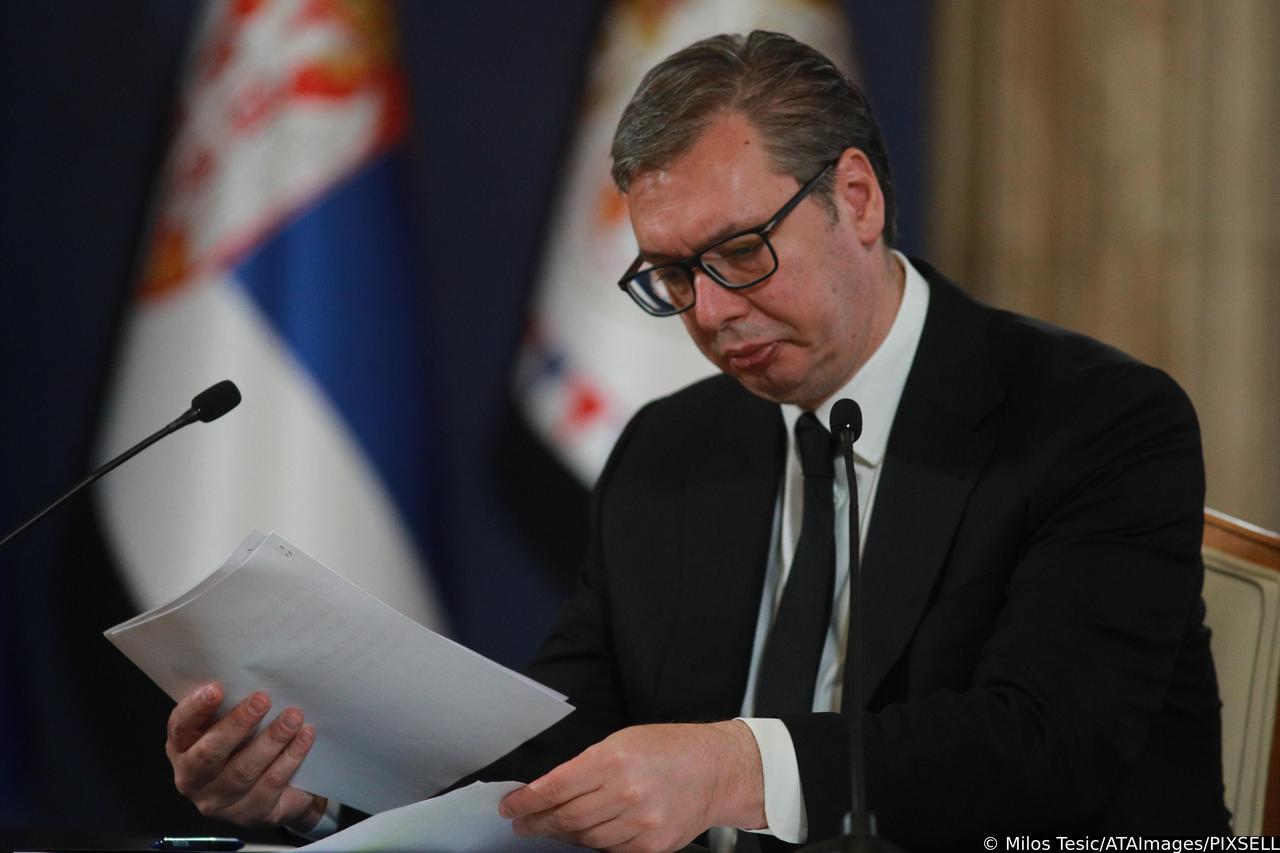 Predsjednik Srbije Vučić se obratio javnosti nakon stravičnog masakra, dječak smješten na psihijatriju, a otac je uhićen