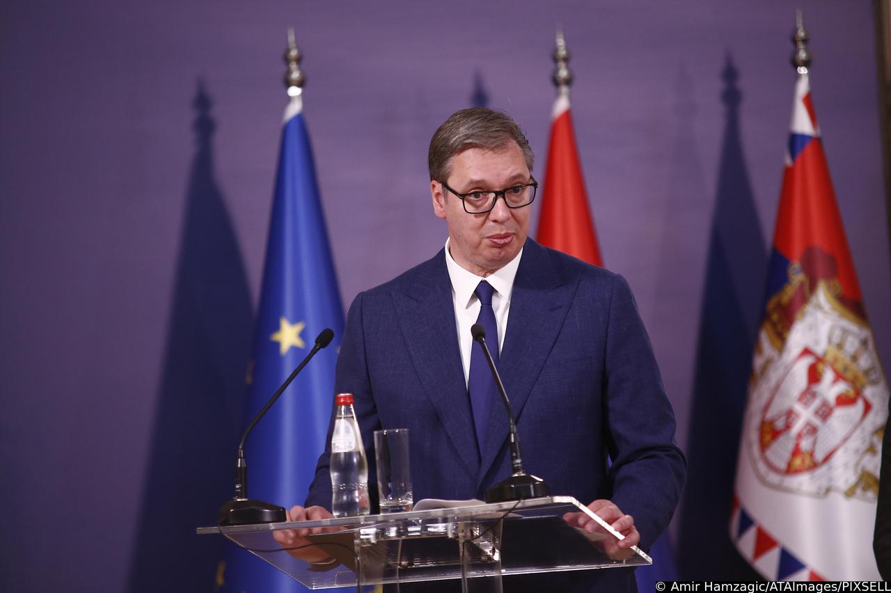 Vučić ugostio prvu generaciju polaznika programa "Barvalipe – Romi u javnoj upravi Srbije"