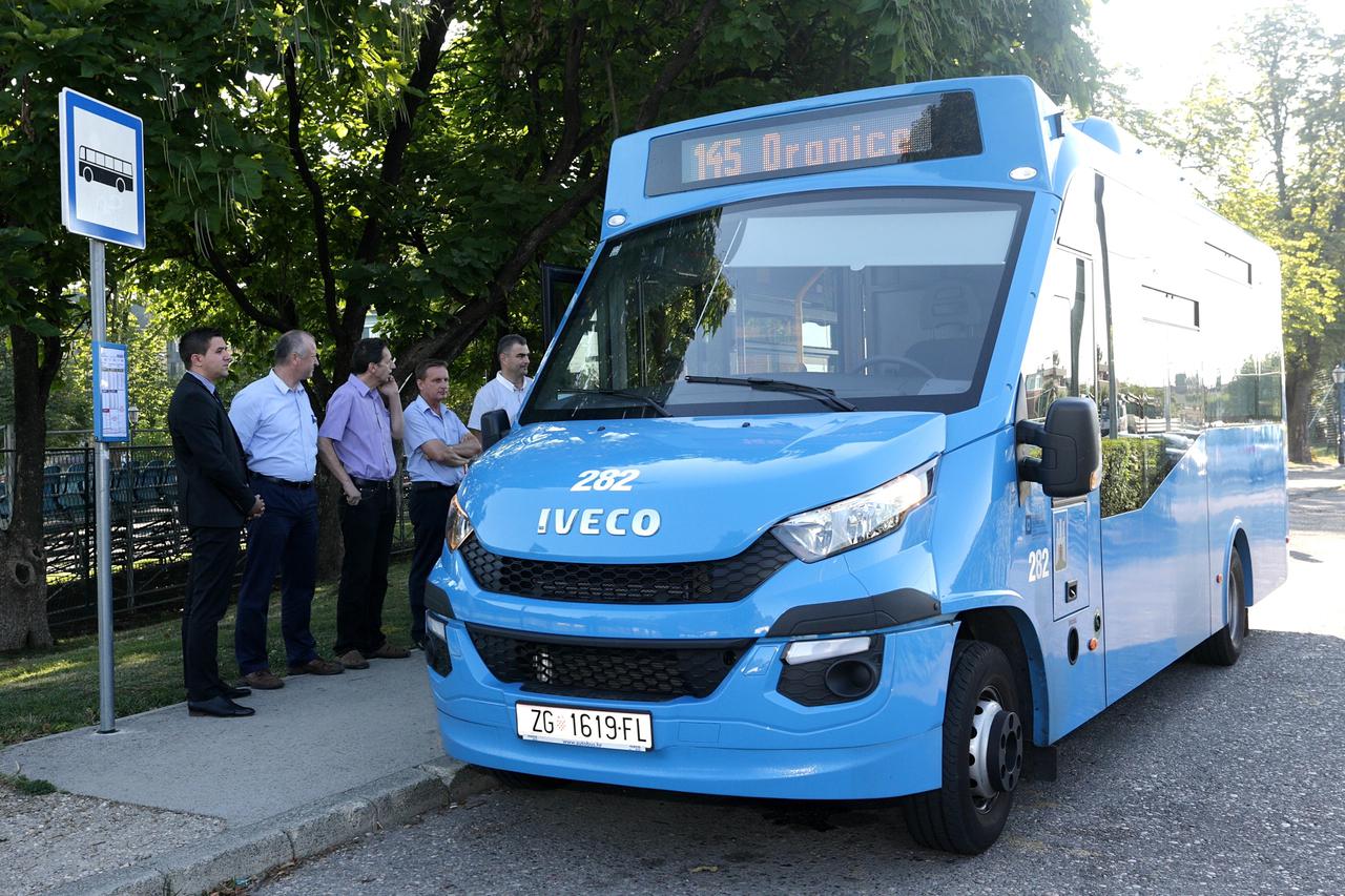 Gradonacelnik Milan Bandic pustio u promet novu ZET-ovu autobusnu liniju Vrapcanska aleja - Oranice