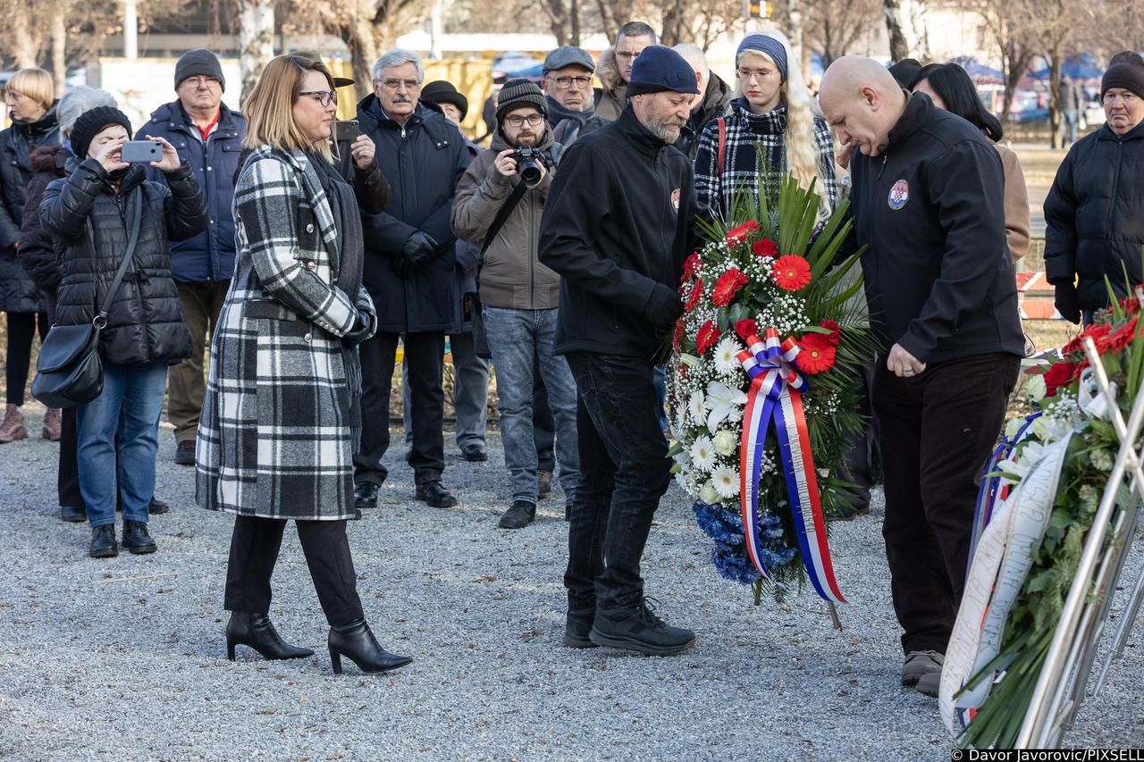U Osijeku položeni vijenci povodom Međunarodnog dana sjećanja na žrtve holokausta