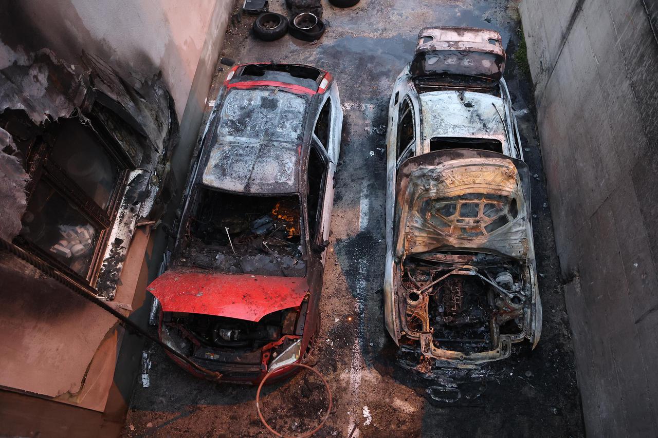 Zagreb: Izgorjela dva automobila u Vrapču