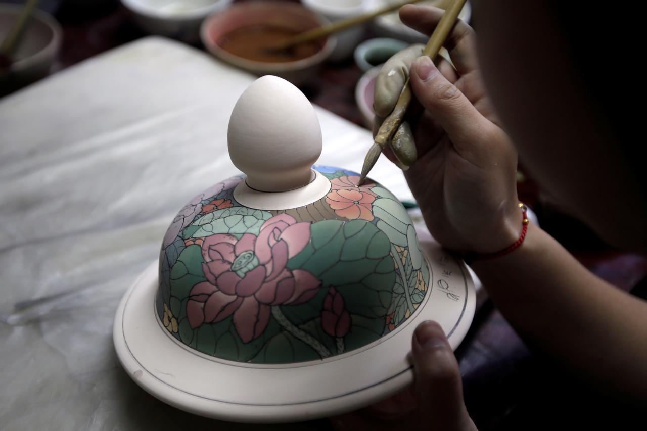 Oslikavanje porculana u Kini