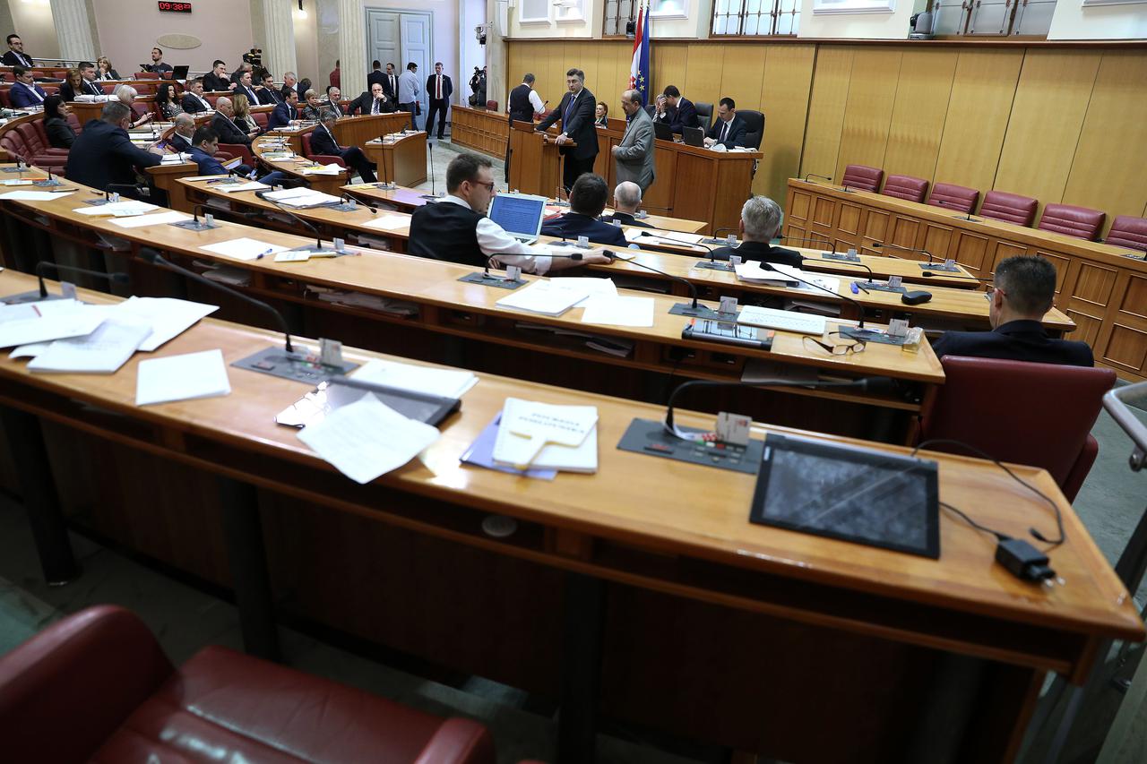 Premijer Plenković u Saboru podnosi izvješća Europskoga vijeća