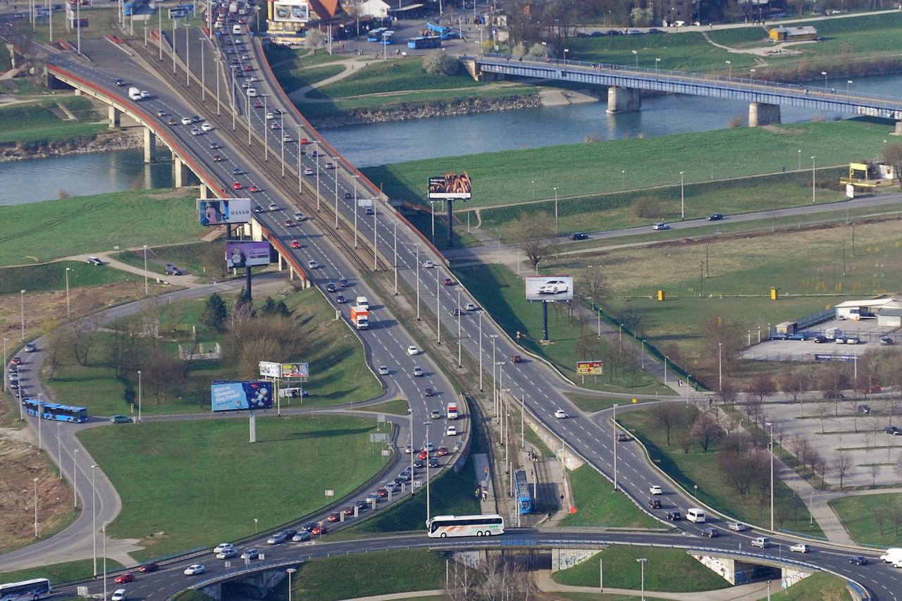 25.03.2011., Zagreb - Pogled iz zraka na grad Zagreb. Rotor i Jadranski most. Photo: Dino Stanin/PIXSELL