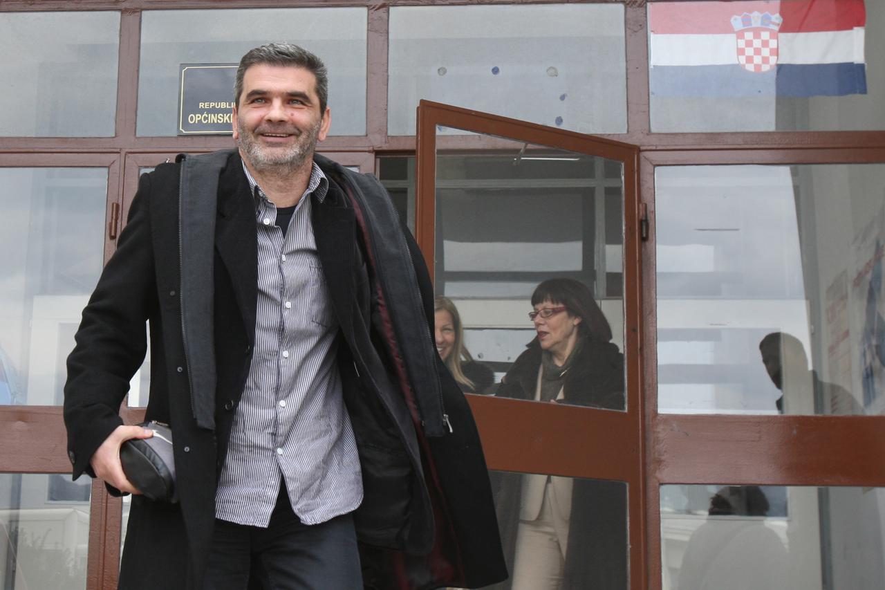 Split: Blaž Sliškovi? izlazi iz zgrade suda gdje vodi spor s Hajdukom